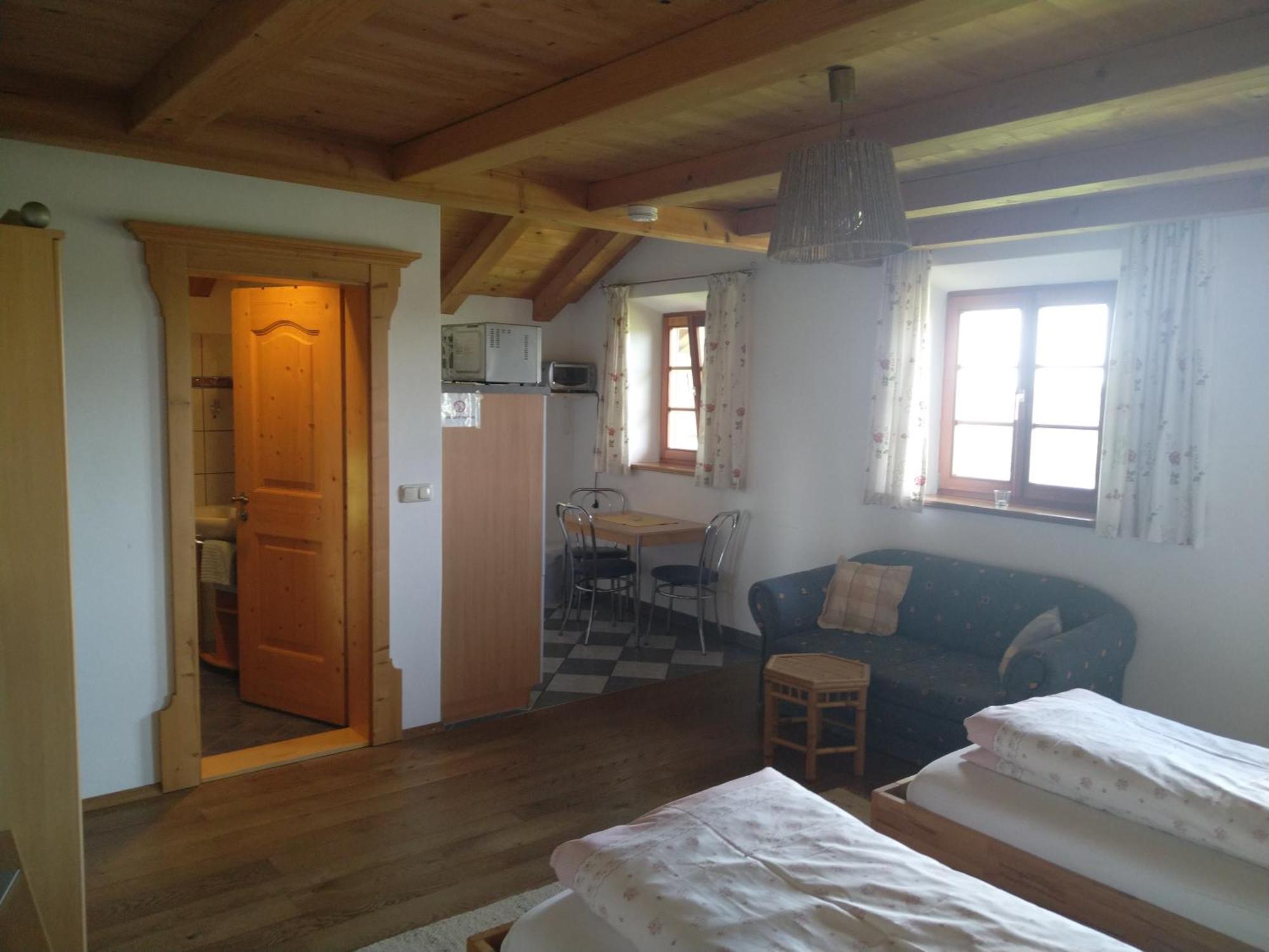 Arbeiterwohnung Entbuchner Hof Рордорф Екстериор снимка