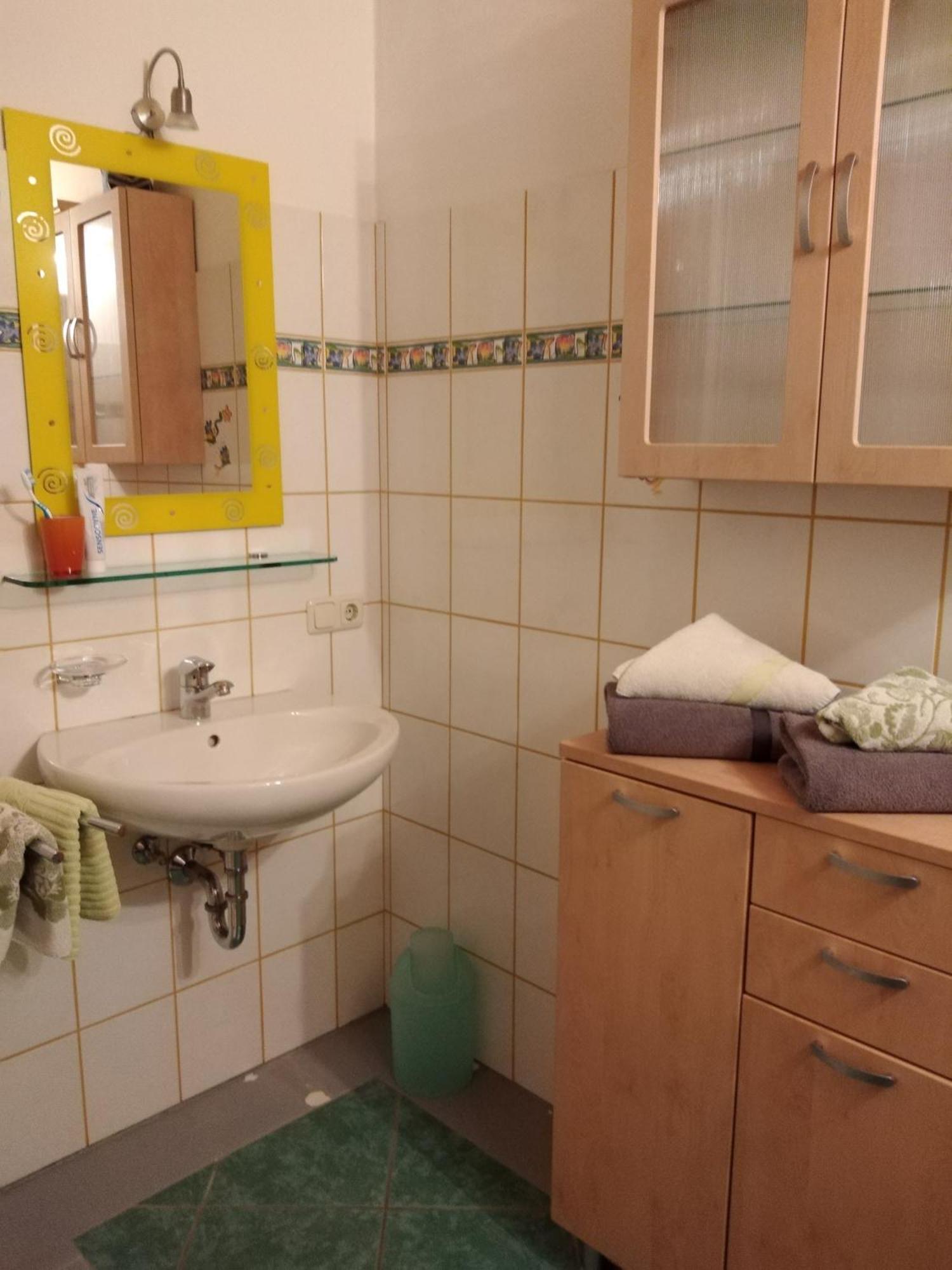 Arbeiterwohnung Entbuchner Hof Рордорф Екстериор снимка